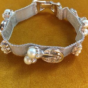 Vintage bracelet with Rhinestones And Pearls
